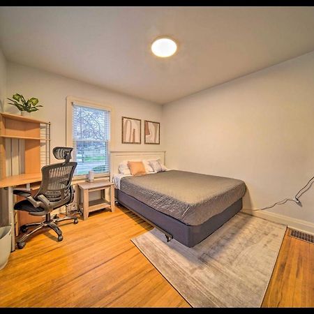 Modern Home • Family Friendly • Grill • Fireplace 이리 외부 사진