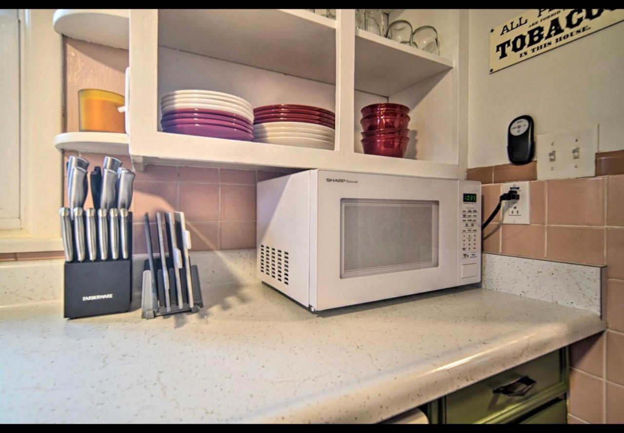 Modern Home • Family Friendly • Grill • Fireplace 이리 외부 사진